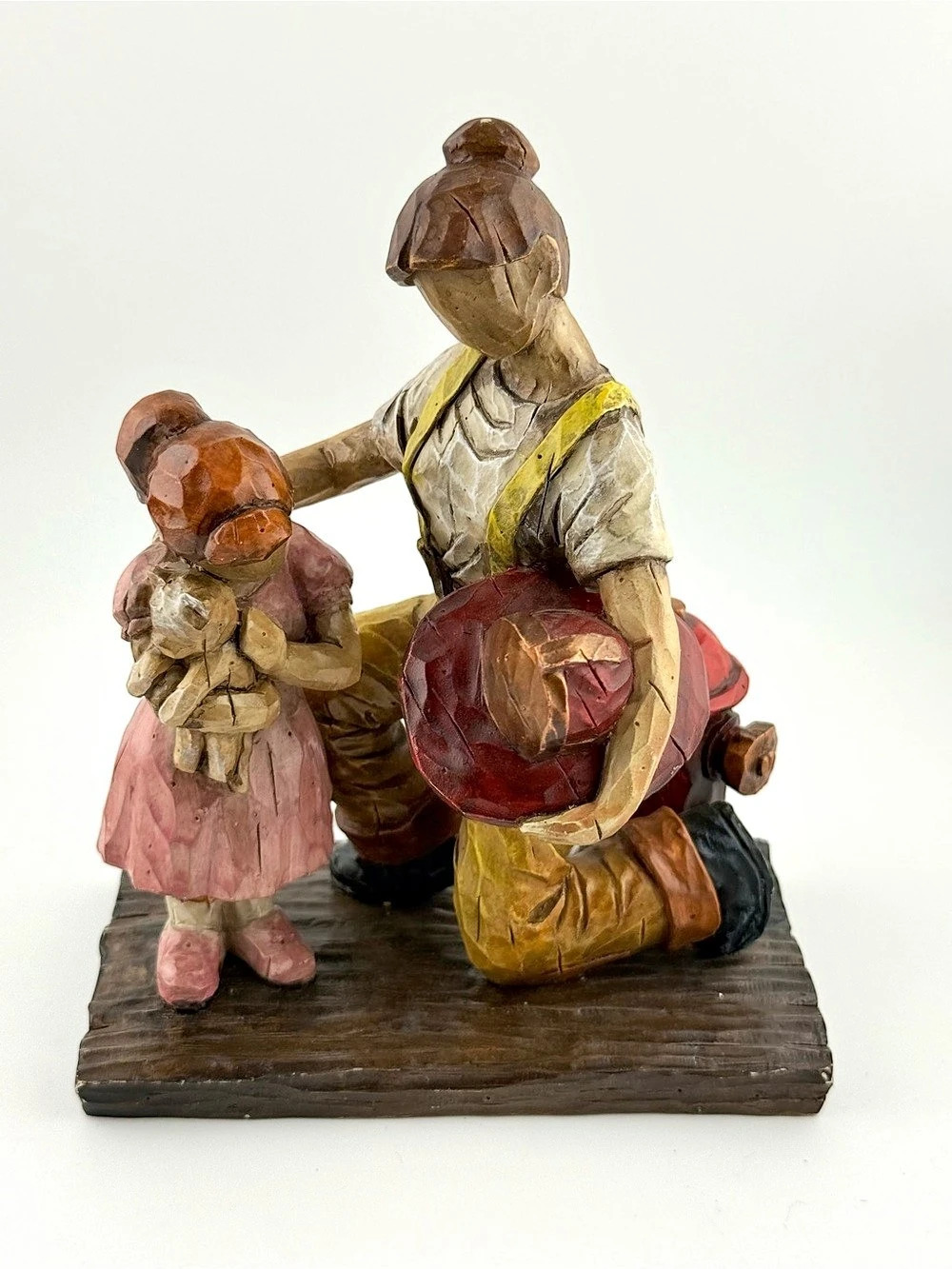 We The People Female Firefighter Figurine Faceless 2001 Cast Art 5.5"